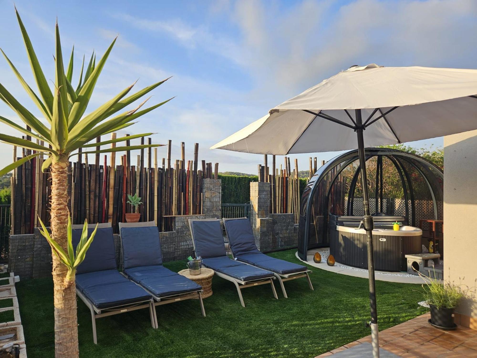 Sunset Sea View & Garden Cala Tarida 6p Max Ferienhaus *